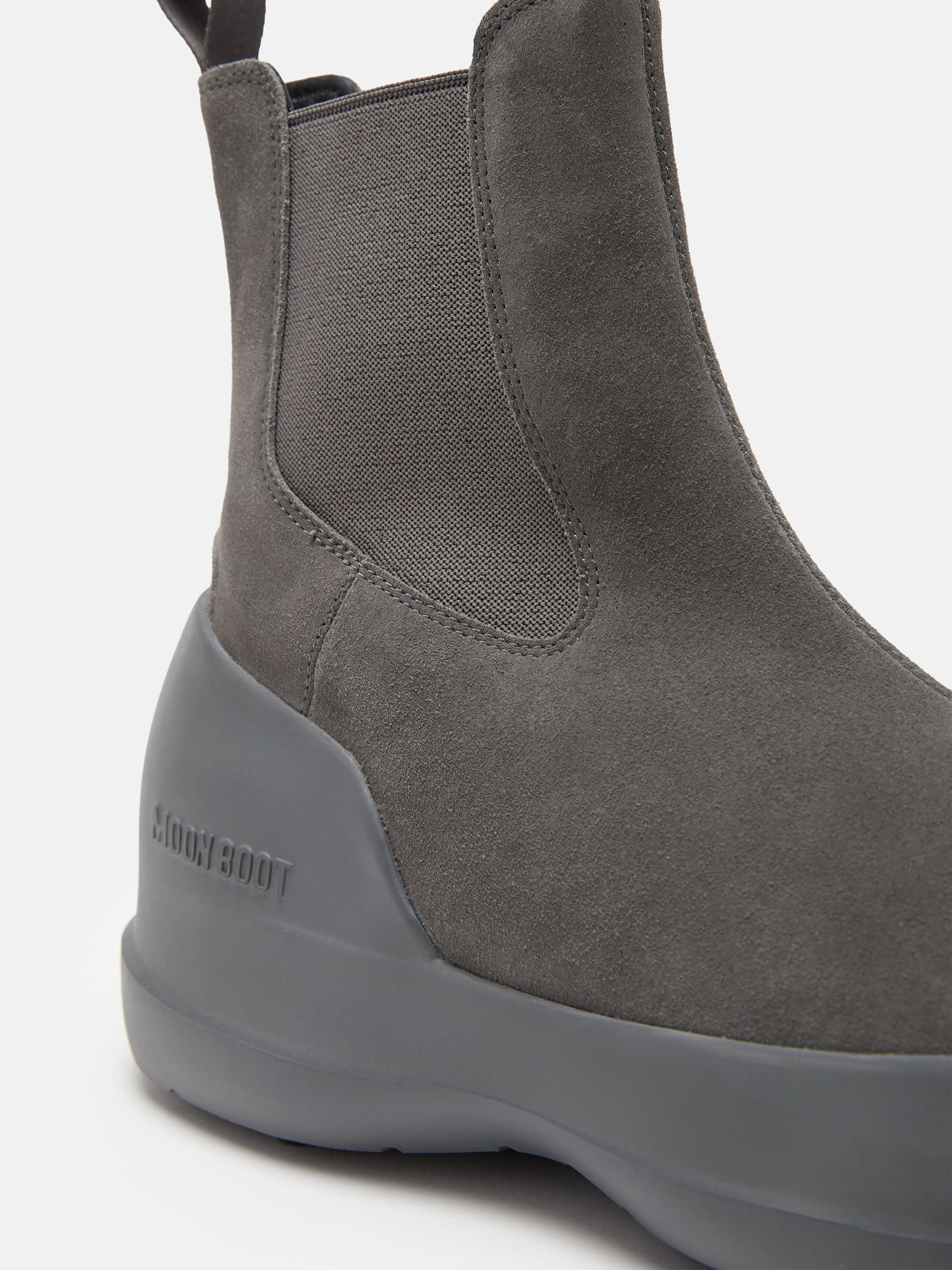 LUNA GREY SUEDE CHELSEA BOOTS image number 3