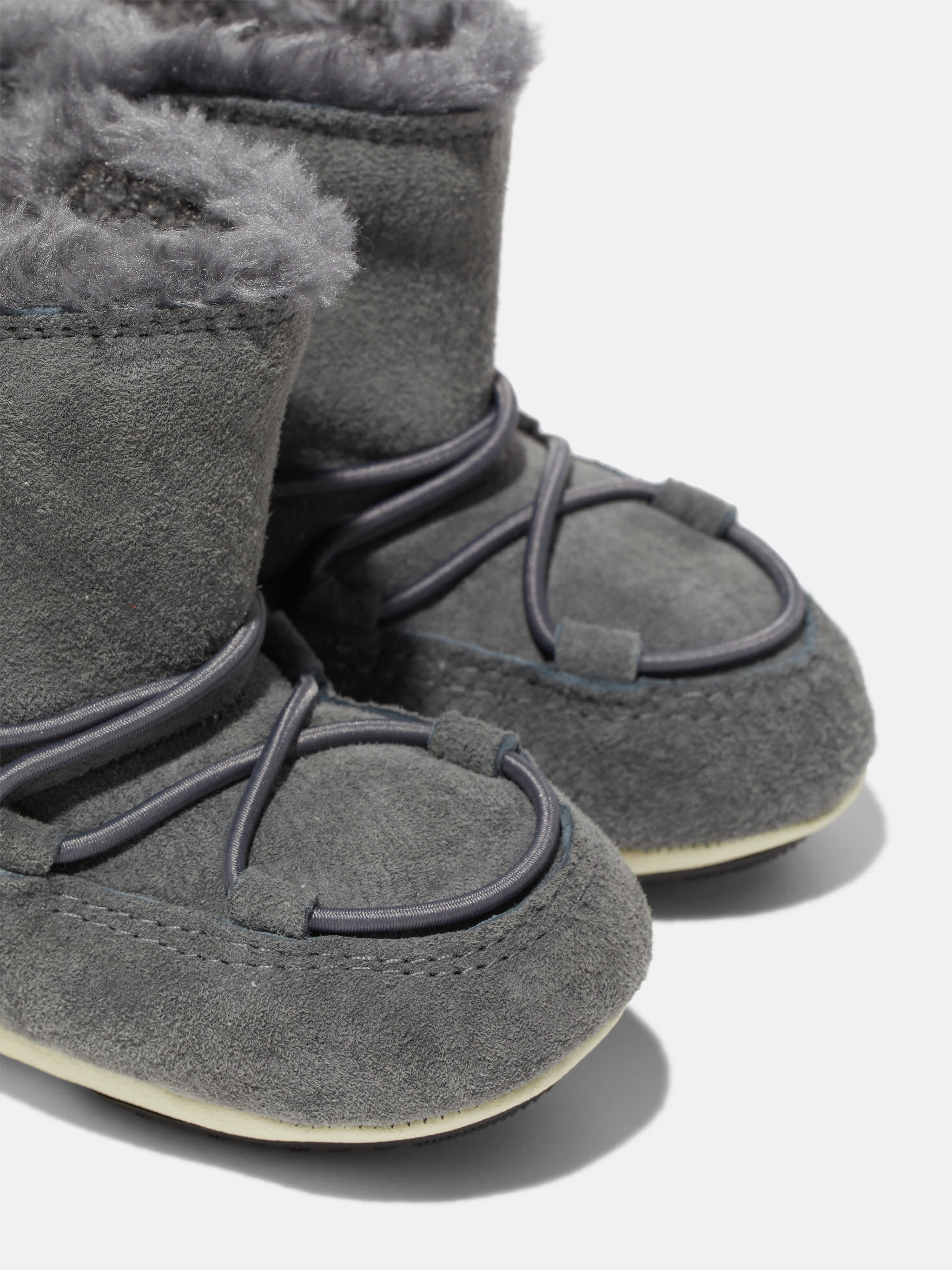 MB CRIB SUEDE DARK GREY image number 2