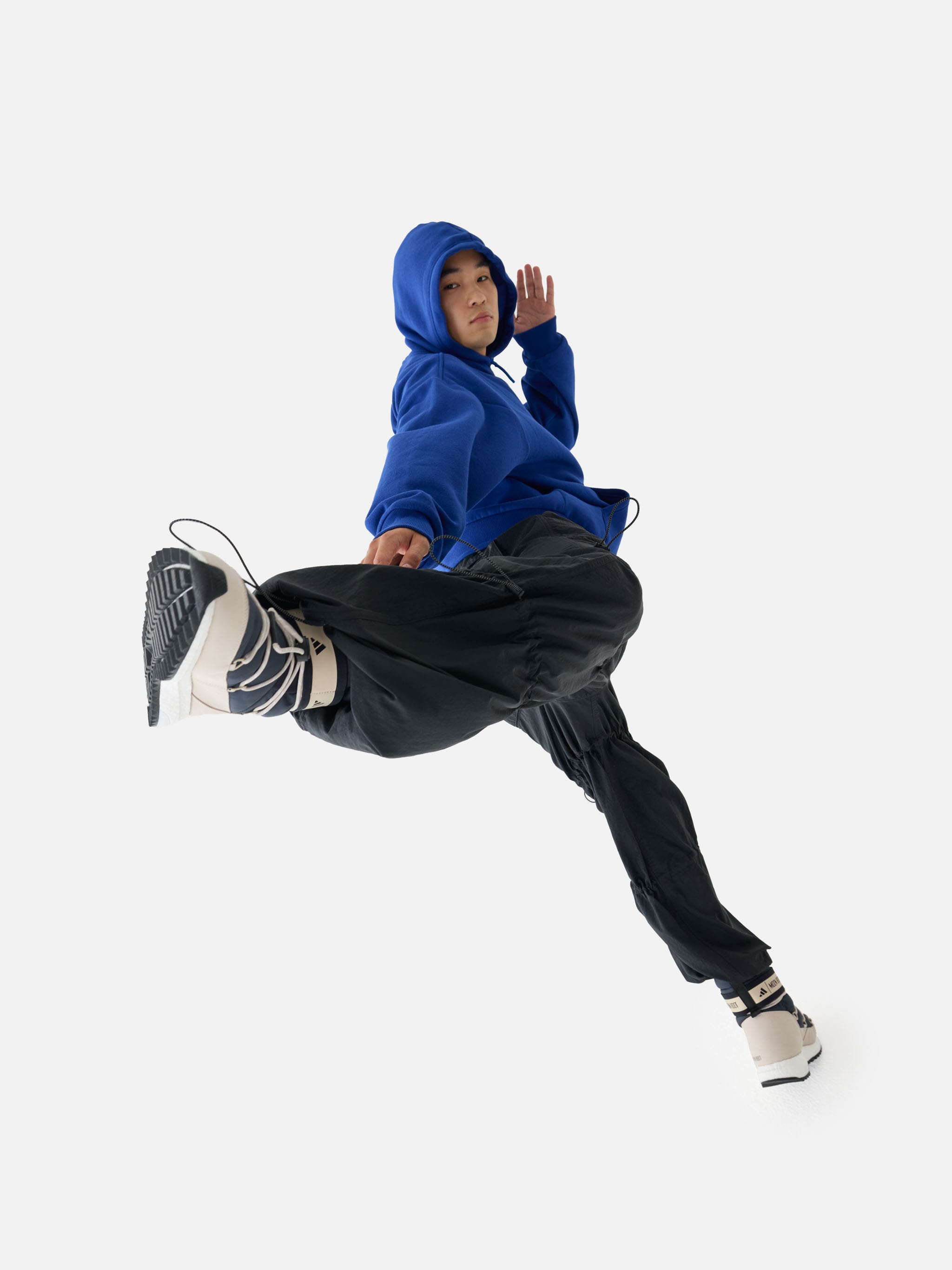 adidas x Moon Boot Blue Hoodie image number 4