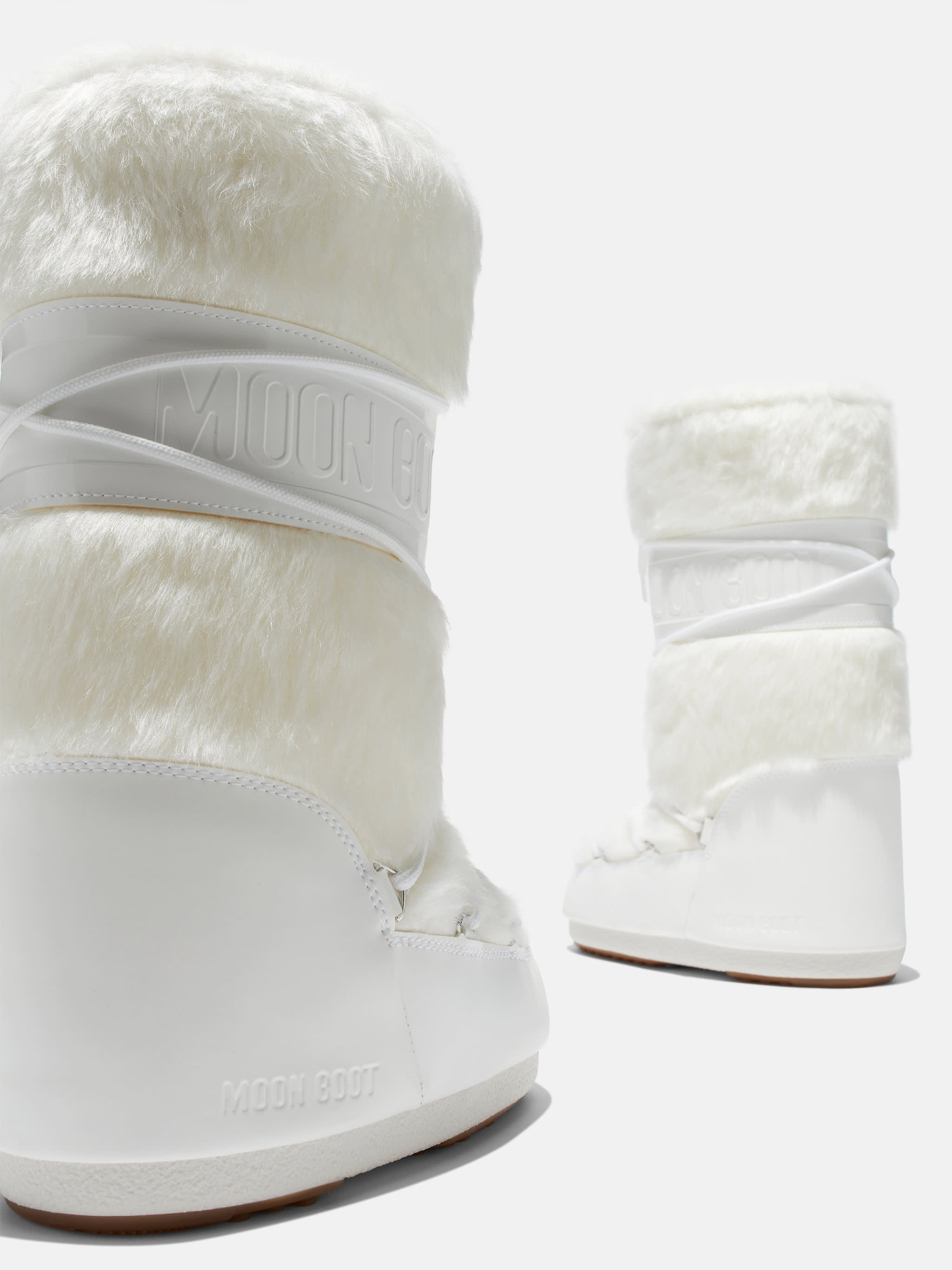 ICON WHITE FAUX-FUR BOOTS image number 3