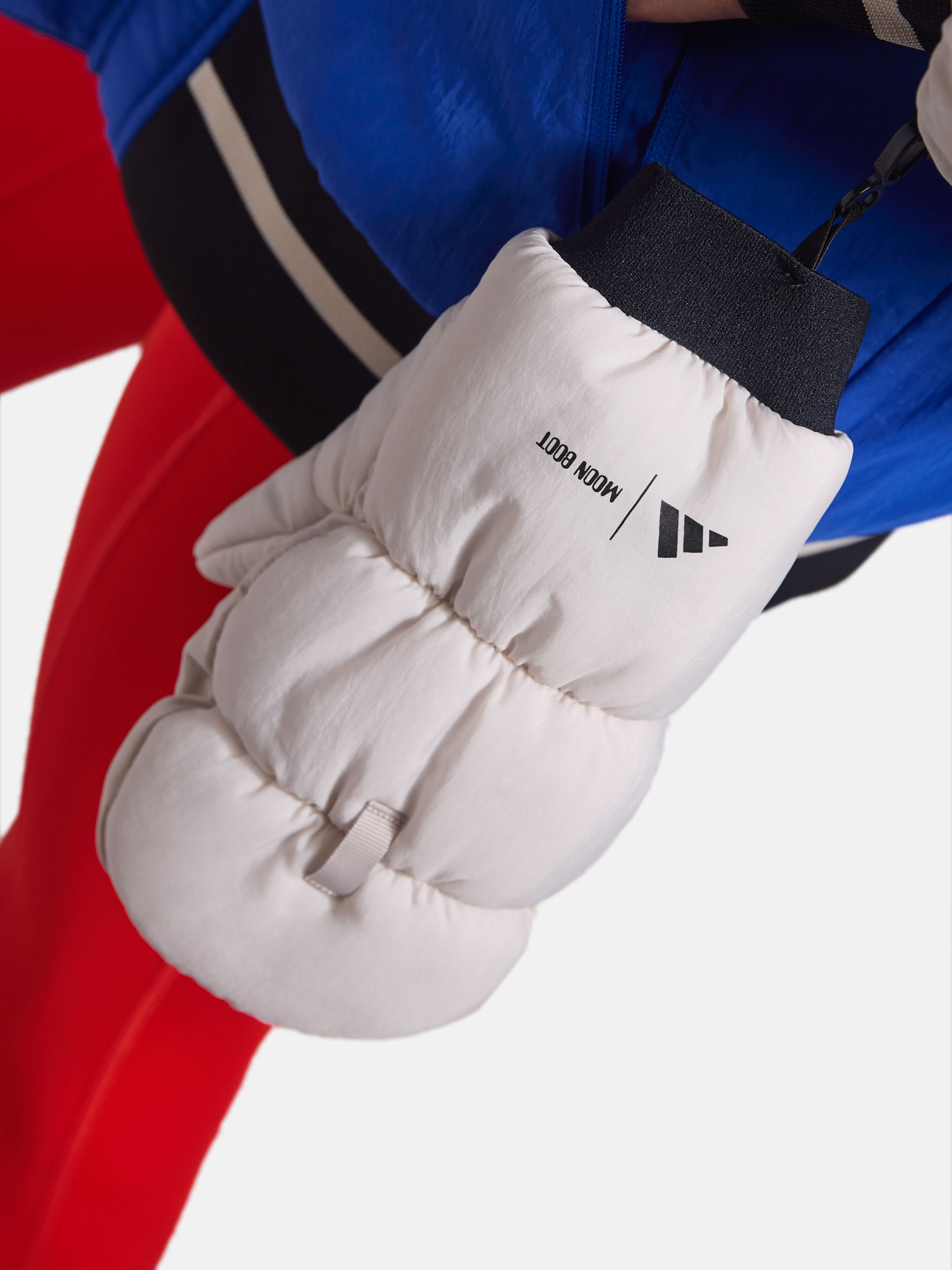 adidas x Moon Boot Mittens image number 3