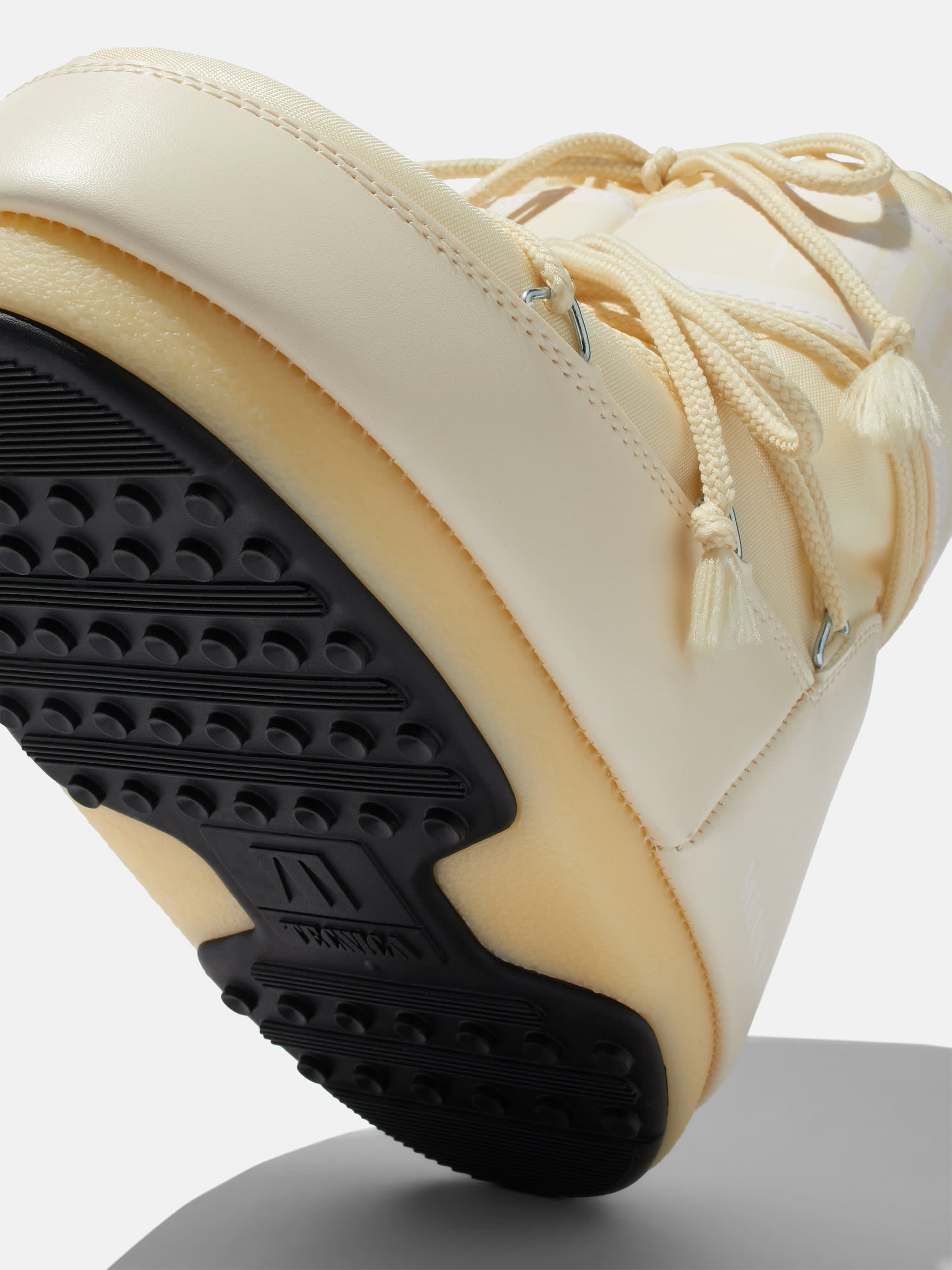 MB ICON LOW NYLON CREAM image number 2